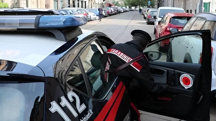 Ferito con tubo ferro in piazza a Livorno