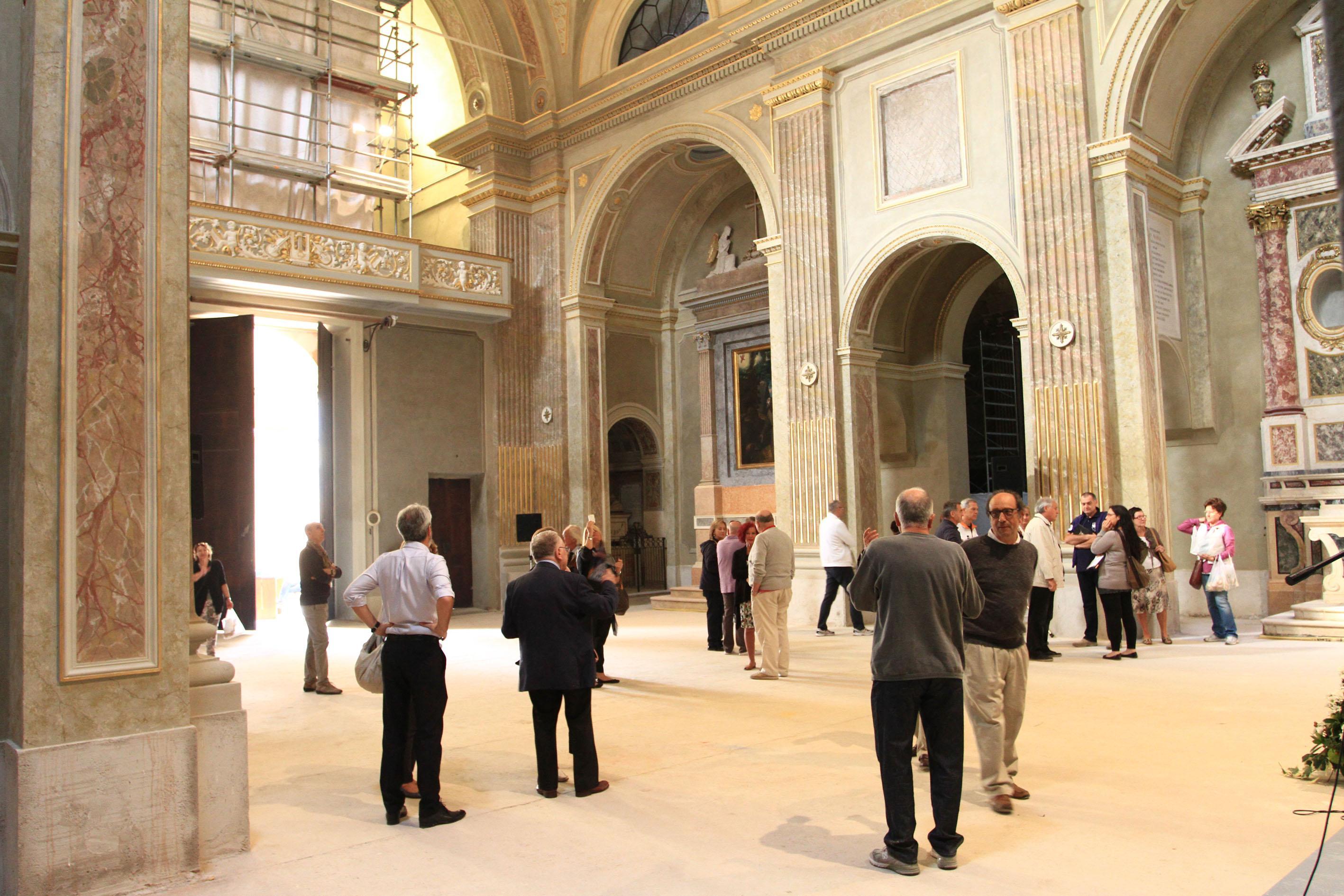 I cittadini riscoprono la loro cattedrale