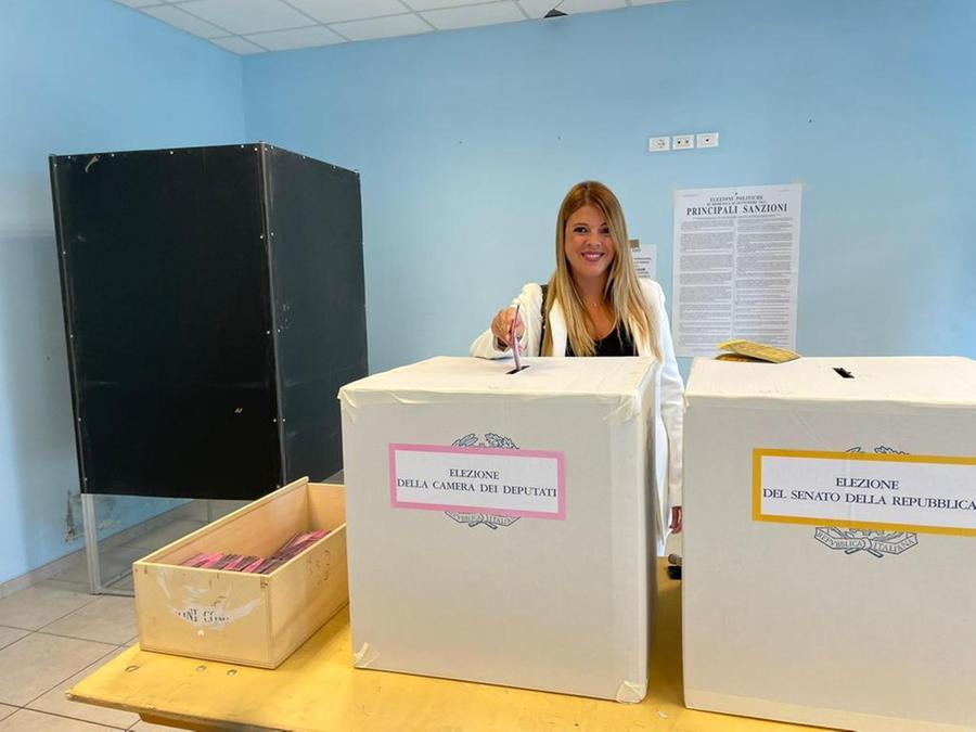 Massa-Carrara, en plein del centrodestra, vola Fdi