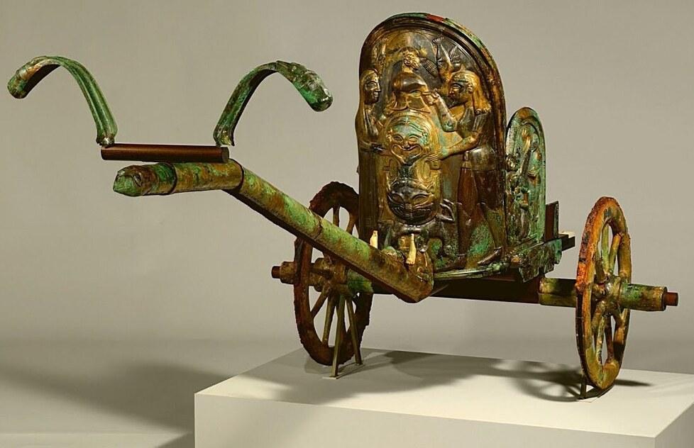 Misterioso anello riapre il caso  della biga etrusca di Monteleone