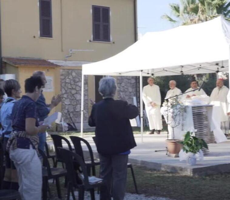 Una “Cas’Amica” per non sentirsi soli costruendo e creando