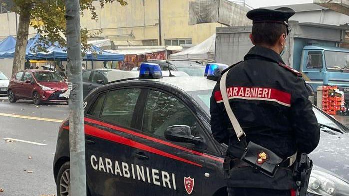 Modena Brutale aggressione al passeggero di un bus, dopo tentata rapina: arrestato 21enne