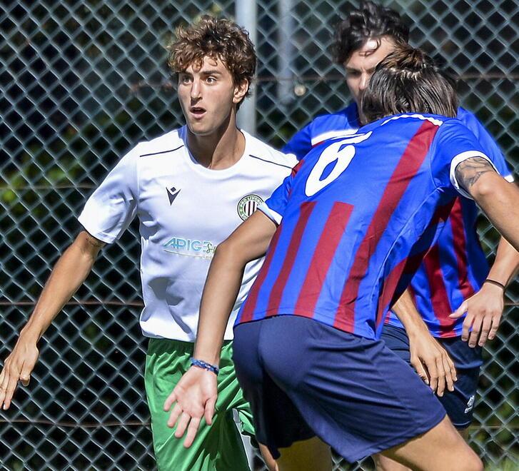 Biancoverde. Davide Lucchesi, esordiente in prima squadra dopo aver vinto lo scorso anno lo scudetto con la  squadra degli juniores