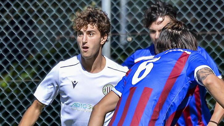 Biancoverde. Davide Lucchesi, esordiente in prima squadra dopo aver vinto lo scorso anno lo scudetto con la squadra degli juniores