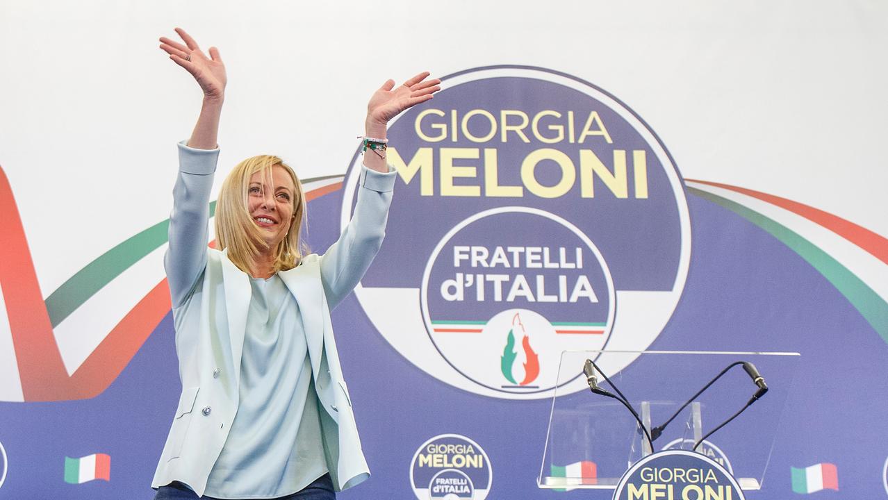 Giorgia Meloni dopo la vittoria alle urne