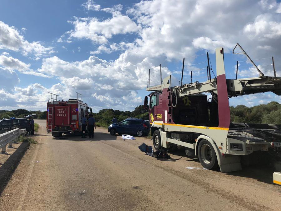 
	L'incidente nella zona industriale di Alghero dove un uomo &egrave; rimasto ucciso <em>(foto Roberto Gabrielli)</em>

