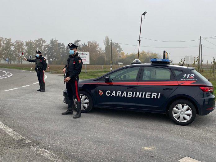 Prato, carabiniere afferma il falso per fare un piacere all’amica: condannato 