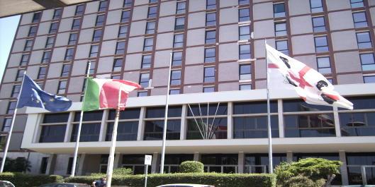 
	Il palazzo della Regione in viale Trento a Cagliari

