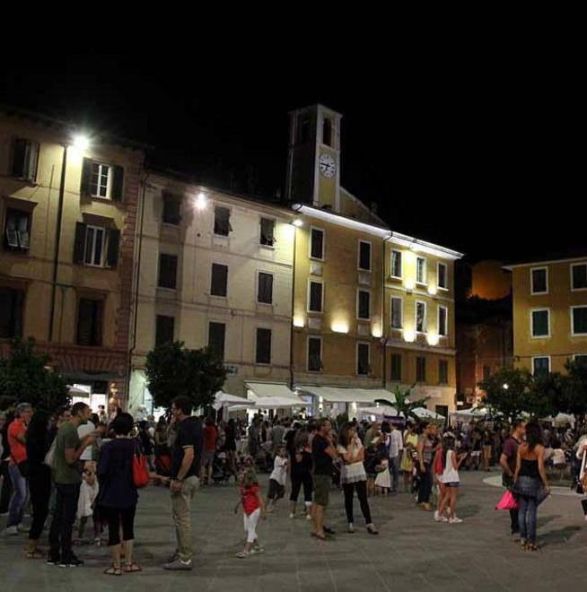 «Notti brave», residenti sulle barricate 