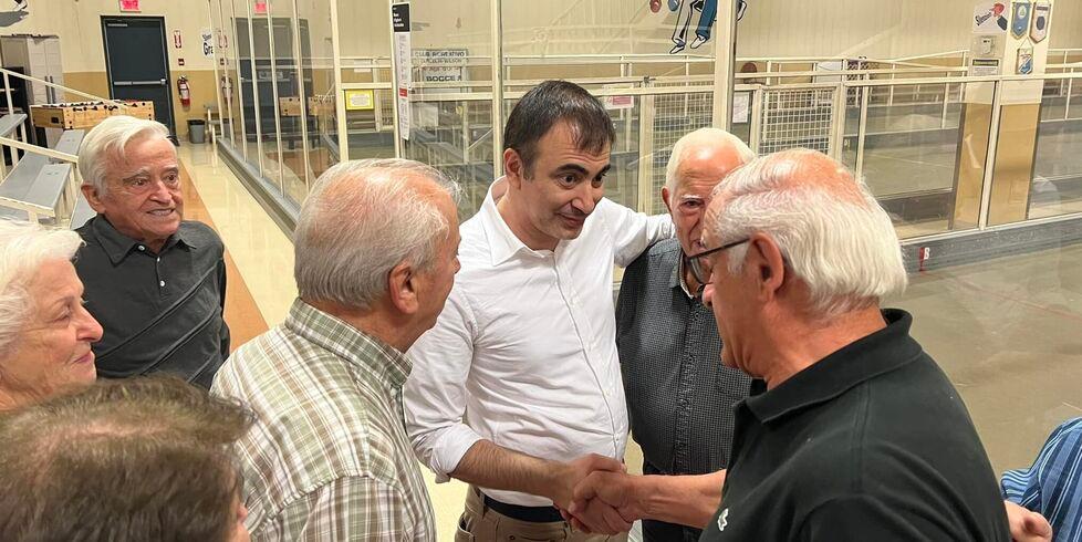 Christian Di Sanzo durante la sua campagna elettorale negli Stati Uniti