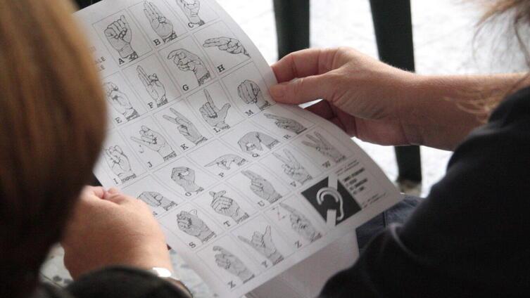 Un laboratorio di lingua dei segni