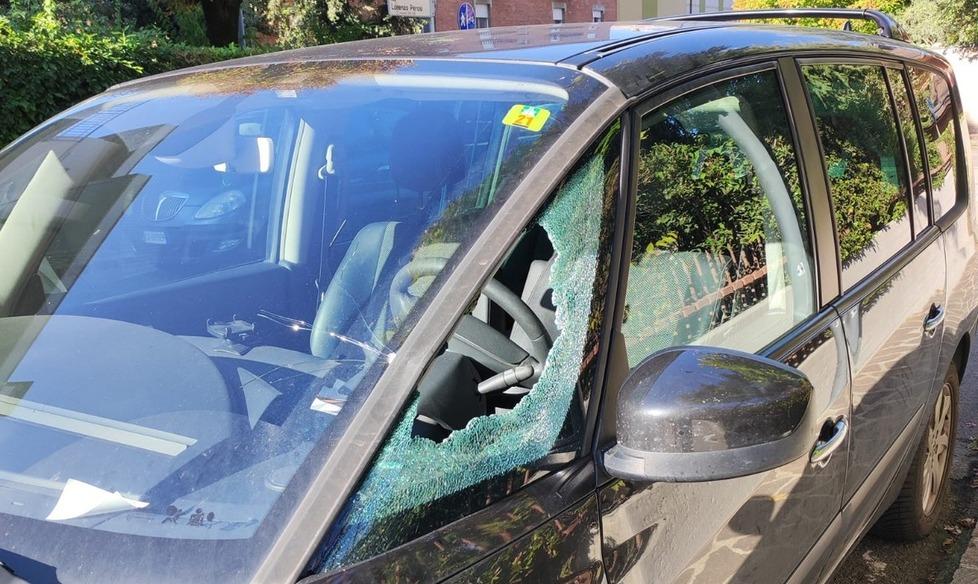Sassuolo Vetri spaccati e danni alle auto «Tutto per rubare 30 euro...» 
