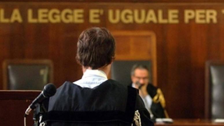 Aula di tribunale (foto d'archivio)