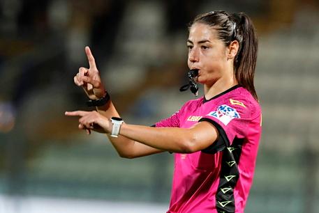 Da stasera fischio io: Maria Sole Ferrieri Caputi la prima arbitra in serie A