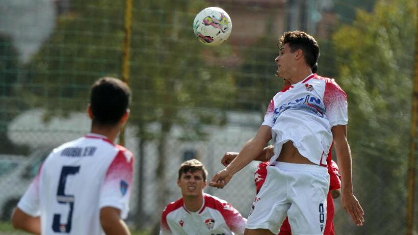 Lorenzo Bardini in azione nel corso del match giocato ieri a Ponsacco contro il Grosseto (foto Franco Silvi)