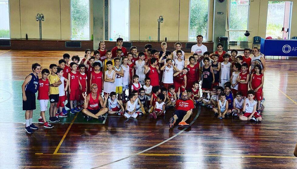 Foto di gruppo degli allievi della Laurenziana