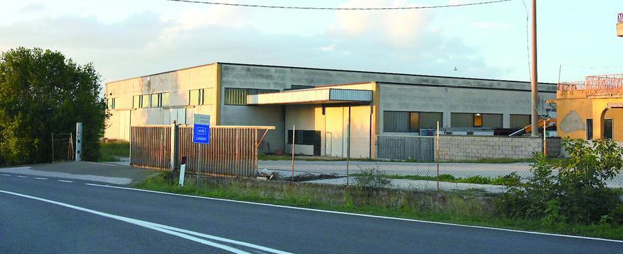 Stop allo stabilimento di mattazione: decine di piccole imprese nei guai
