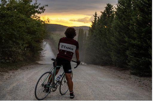 Ciclismo d’antan, torna l’Eroica Saronni, Bugno e Bettini tra i big