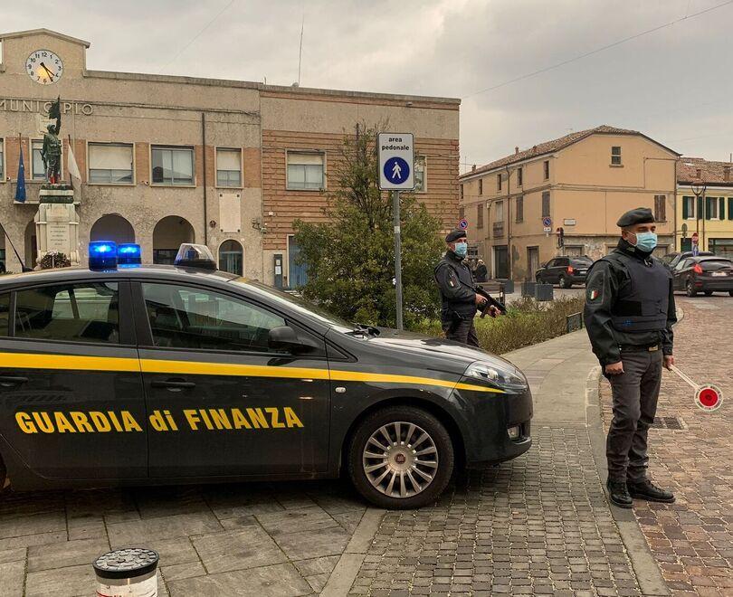 Codigoro, sei a processo per capolarato. Parti civili: sindacati e Asl