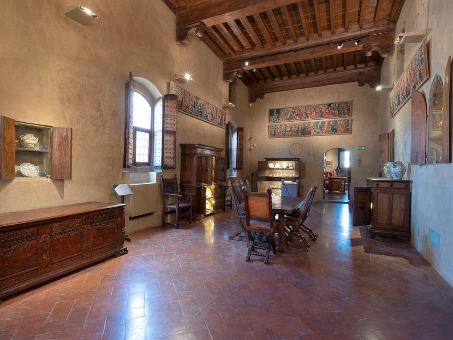 Nella casa del mercante: un osservatorio speciale su Firenze nel '300 