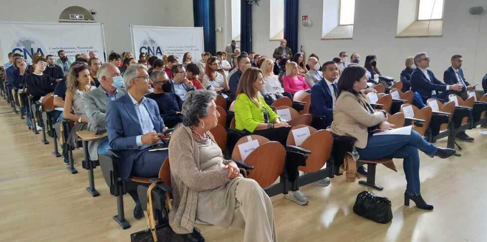 Lavoro, ragazzi confusi e imprese pessimiste: quadro fosco in Maremma