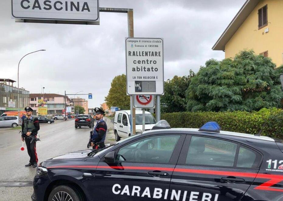 Cascina, investigatori privati tra i reparti della Coop: un’arrestata per furto 