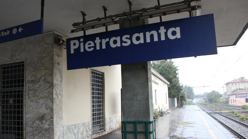 Stazione di Pietrasanta, tempi lunghi per la riqualificazione