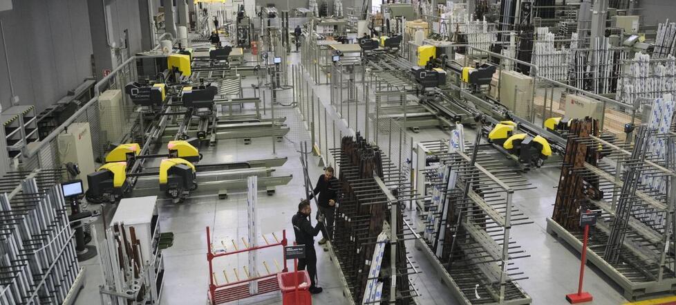 Caro bollette, chiudono le aziende: «Costi triplicati, margini zero. Quanto possiamo resistere?» 