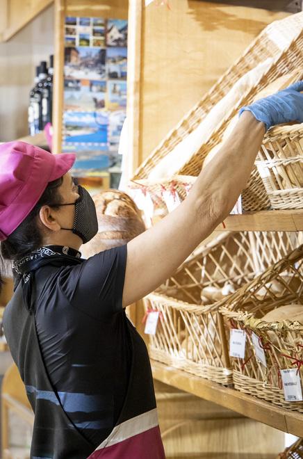 Bollette, fornai modenesi in ginocchio: «Aumenti superiori al 100%» 