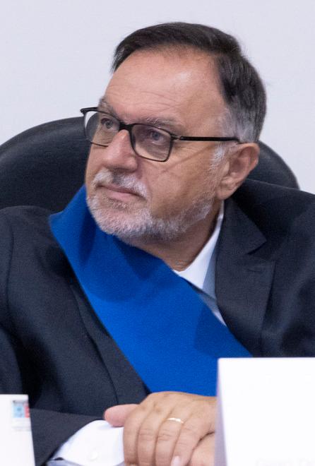 Le bollette della Provincia di Modena. «Meno servizi per “salvare” le scuole» 