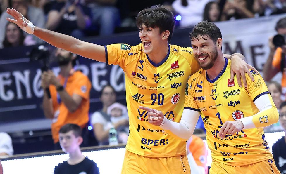 Inizia la Superlega. Modena volley, la grande notte 
