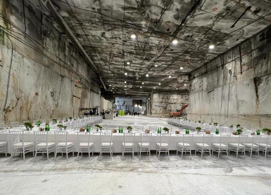 Pranzo in cava per 120 big, grandi eventi nel cuore delle Apuane – Video