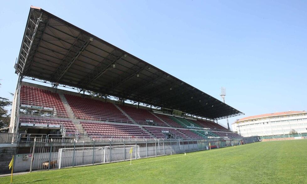 L’allarme dei gestori degli impianti sportivi: «Il tariffario non è più sostenibile»