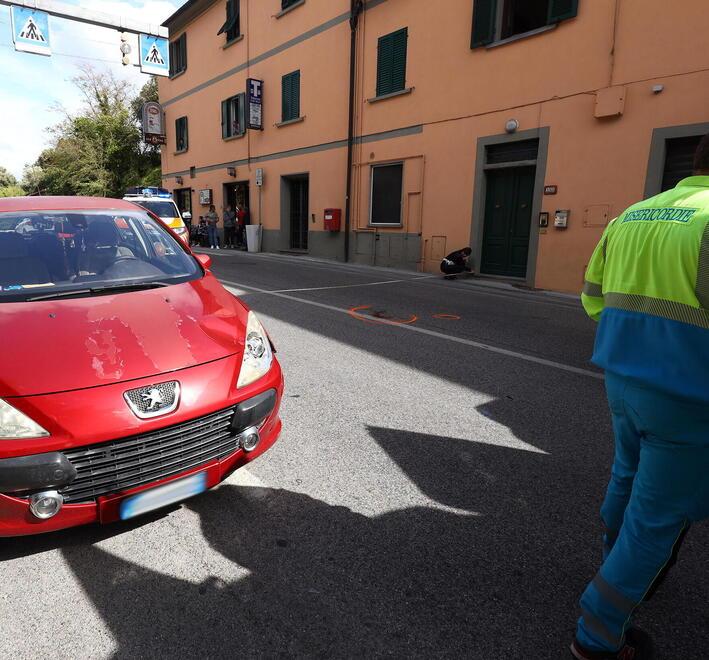 Ricoverata in prognosi riservata al Cto la 17enne investita sulla provinciale Lucchese