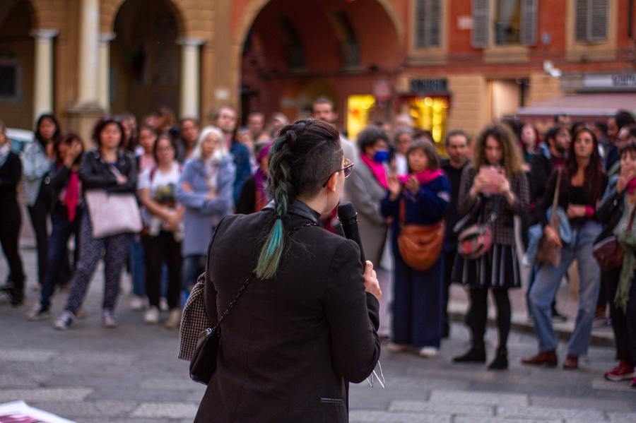 Aborto, Non una di meno: «A Reggio troppi medici obiettori negli ospedali»