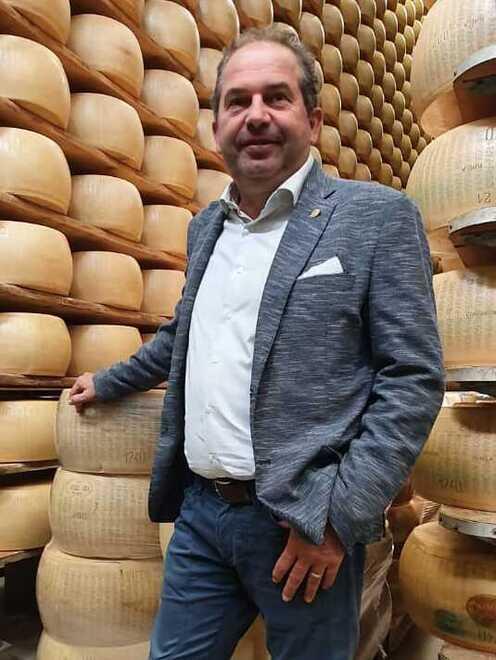Carpi. L’allarme dei caseifici sul Parmigiano: «Saremo costretti ad aumentare i prezzi» 