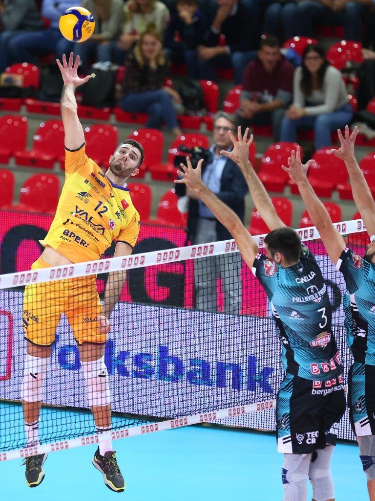 Modena, falsa partenza in SuperLega