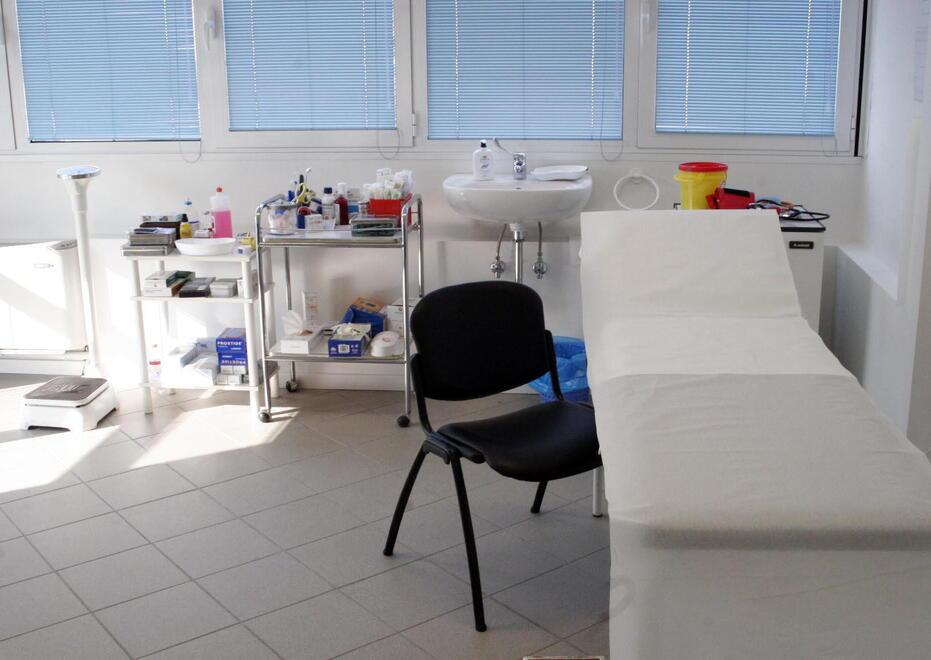 Solara di Bomporto, Ausl a caccia del nuovo medico «Trovato un sostituto per un mese» 