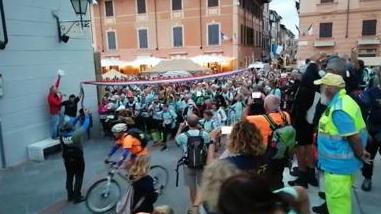La Francigena Tuscany Marathon parte sulle note di Baglioni – Video