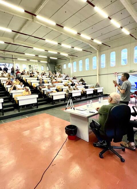 Un incontro con gli operatori al Mefit