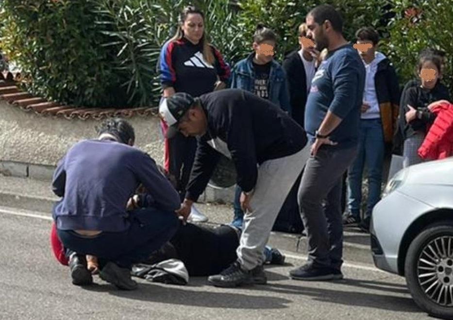 Bibbiano, studente investito da un’auto all’uscita dalle scuole medie