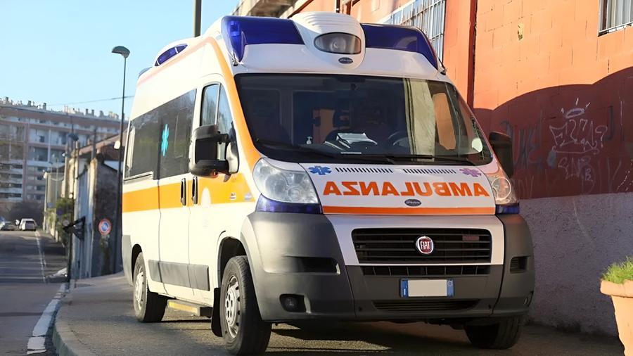 In coma per l’alcol a 15 anni: a dare l’allarme gli amici