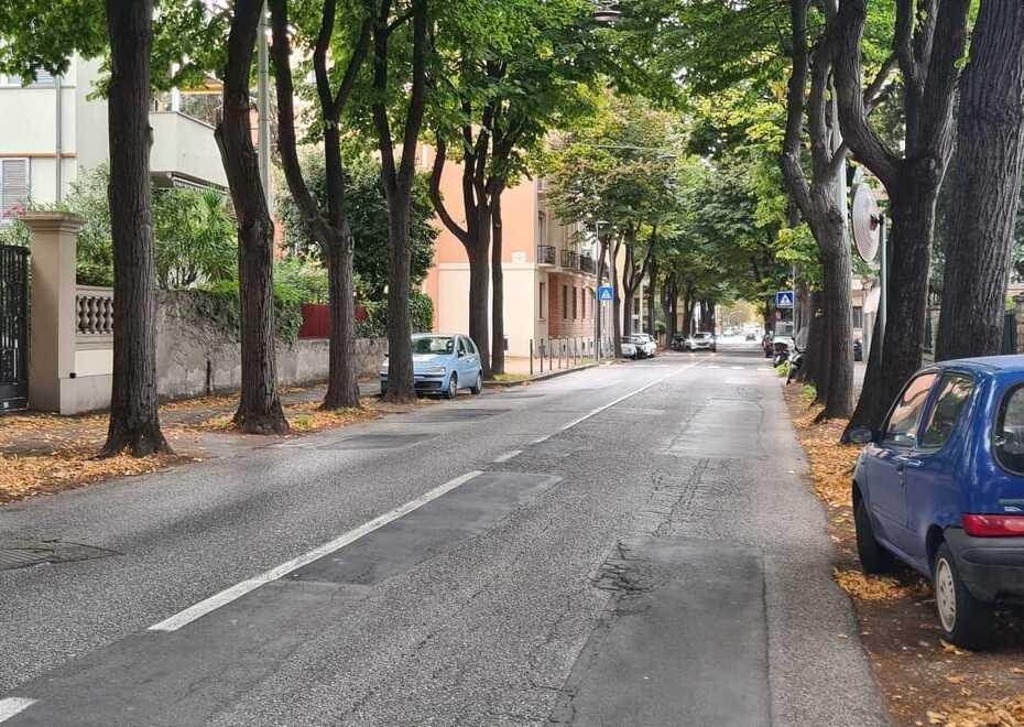 Ladri si arrampicano sulla grondaia e rubano a casa di un noto avvocato livornsese