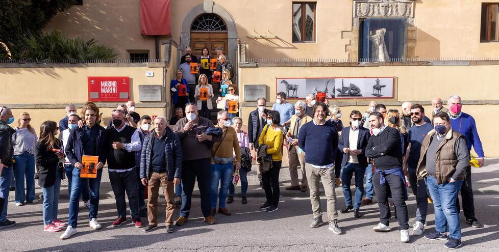 Un telo lungo un chilometro contro la chiusura del Marini