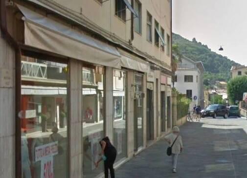 La proposta per il commercio di Massa: «Negozi aperti la domenica»