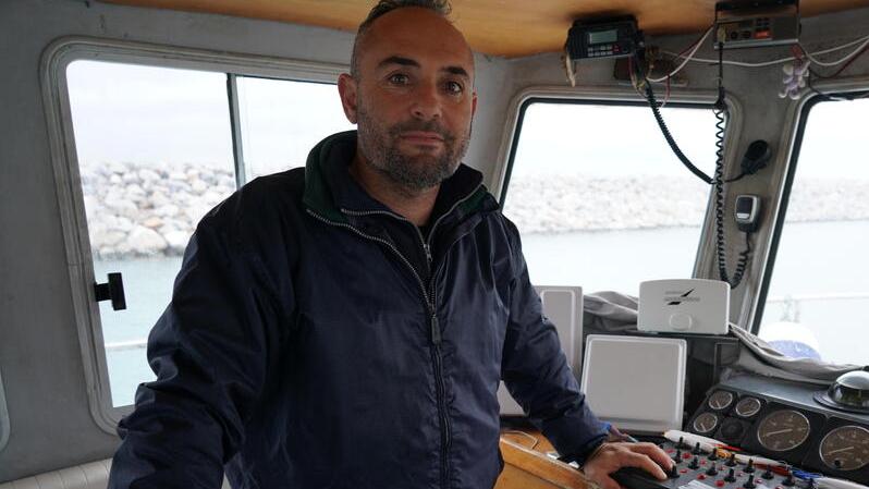 L’ultimo pescatore del porto di Rosignano rischia di perdere la sua barca