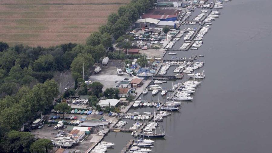 Quel porto naturale nato in golena d'Arno può crescere ancora
