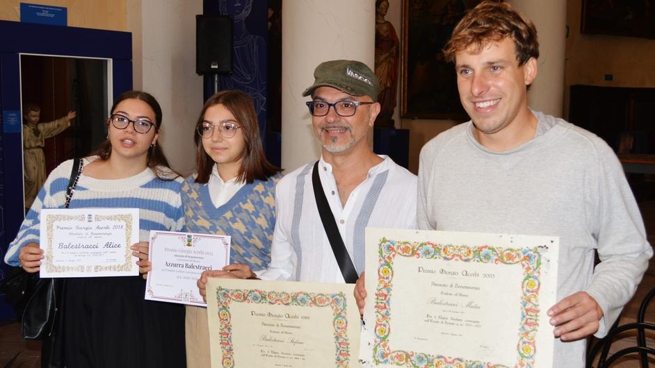 Consegnato il Premio Acerbi: quattro gli studenti meritevoli diplomati alle medie Muratori