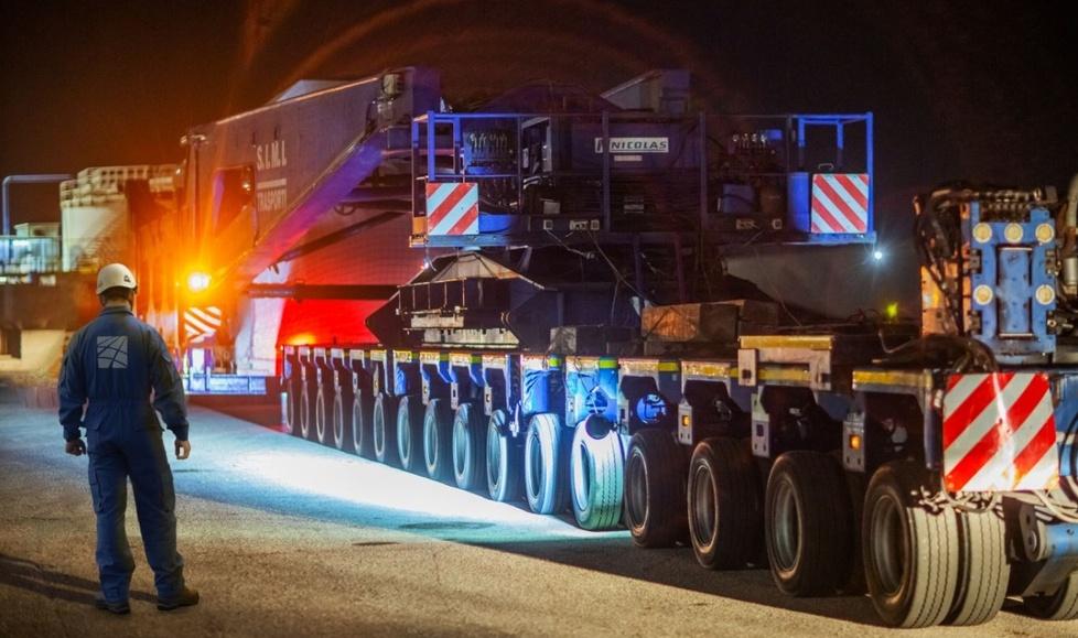 In viaggio da Olbia a Codrongianos  un generatore lungo 80 metri 