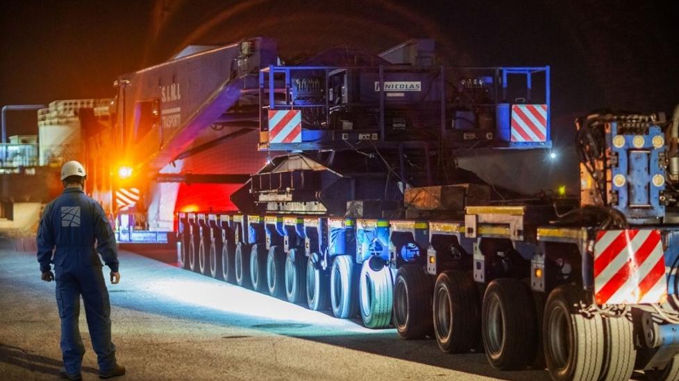 In viaggio da Olbia a Codrongianos  un generatore lungo 80 metri
